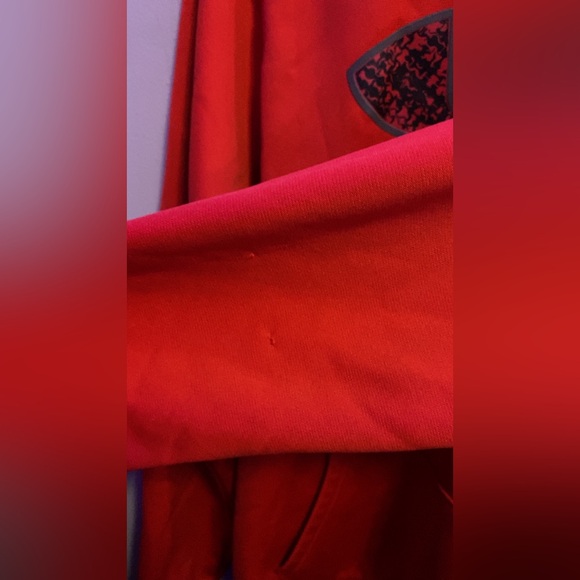 red under armor hoodie - Picture 7 of 13